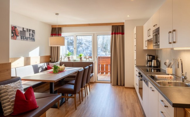 Sonnige Ferienwohnungen mit traumhaftem Bergblick